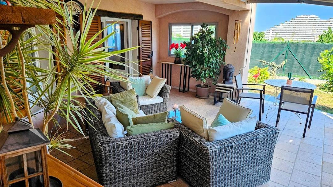 Elegant-Cosy 2P55M2 Dans Bas De Villa Provencale ! Villeneuve-Loubet Extérieur photo